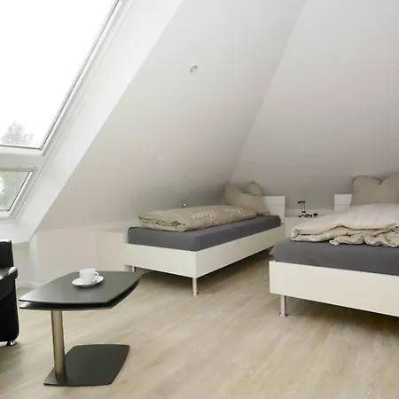 Holiday home Wattwurm-willi-iv *